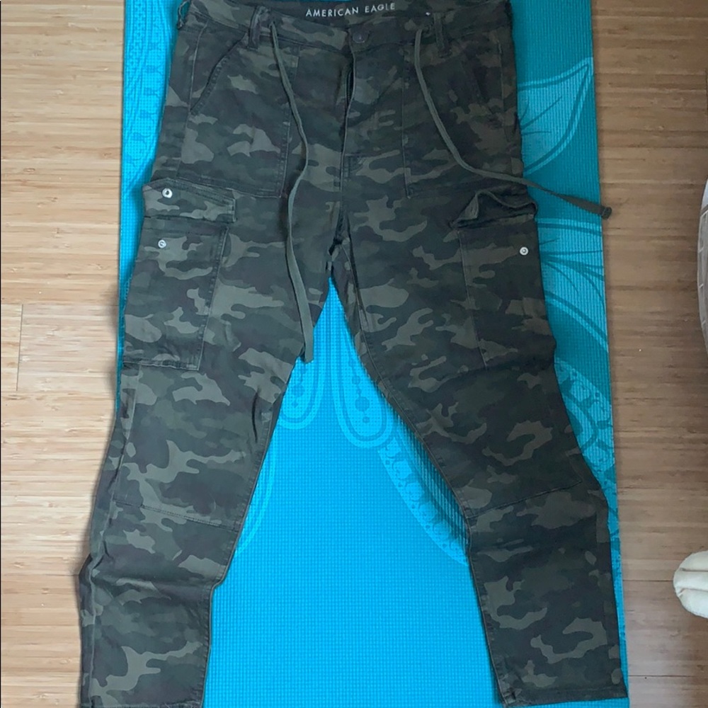 American eagle next level stretch army pants